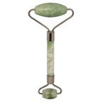 Daily Concepts Revitalizing Jade Roller for Face and Neck - Cozy Farm