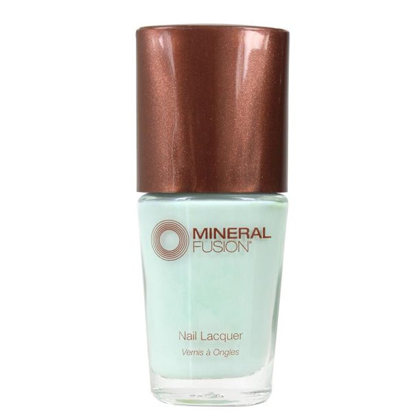 Mineral Fusion Nail Polish - Shore Thing, .33 Oz Summery Blue - Cozy Farm