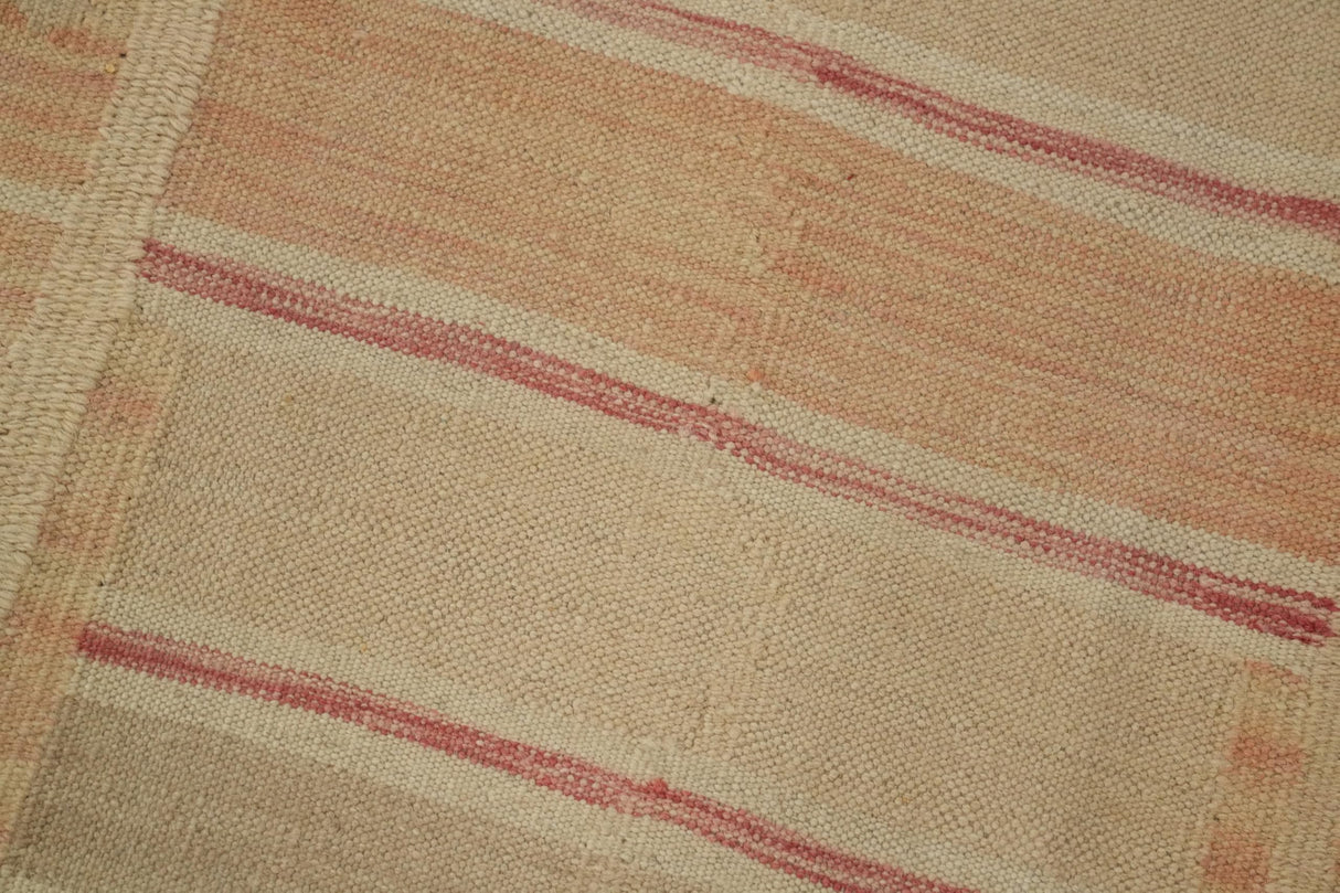 373922833.jpg